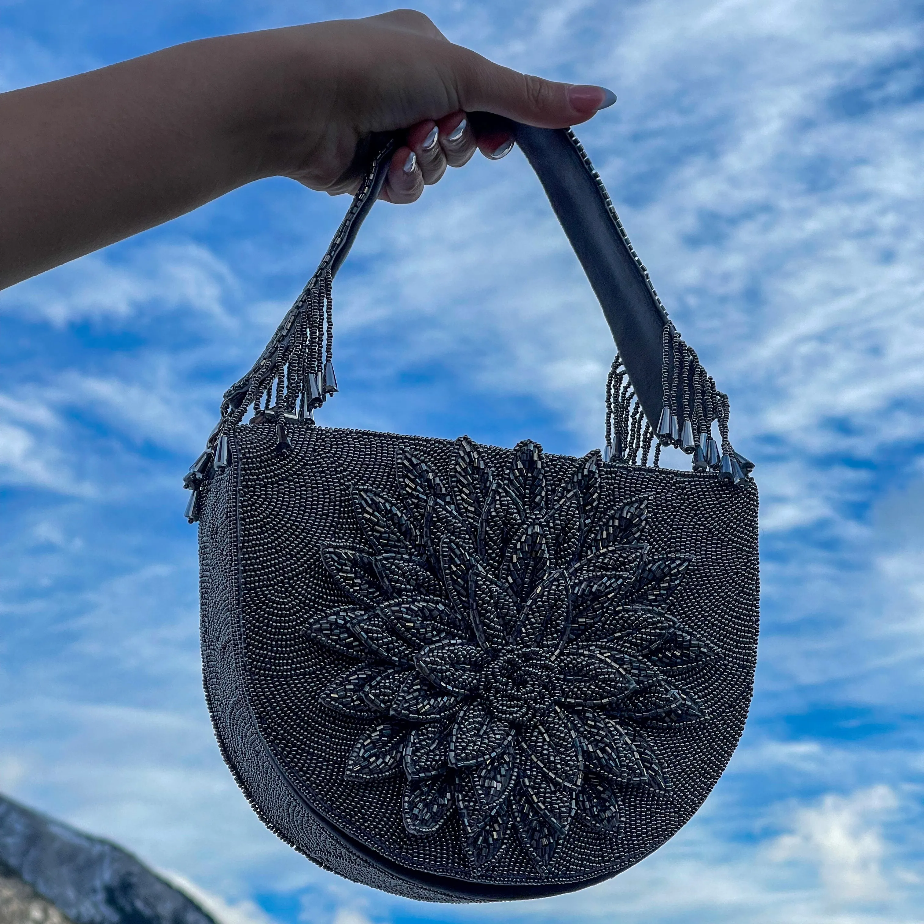 AMARA Beaded Bag (Dirty Silver)