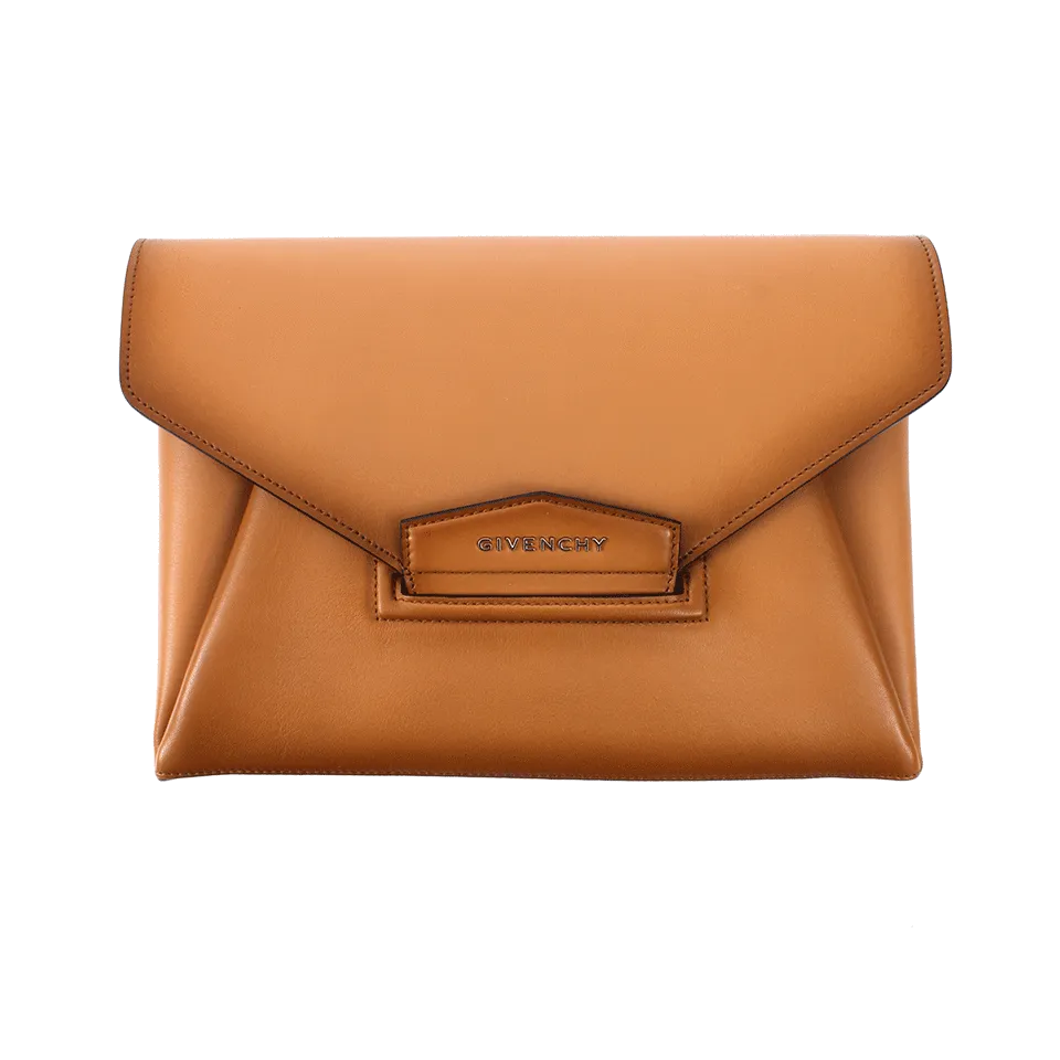 Antigona Medium Clutch