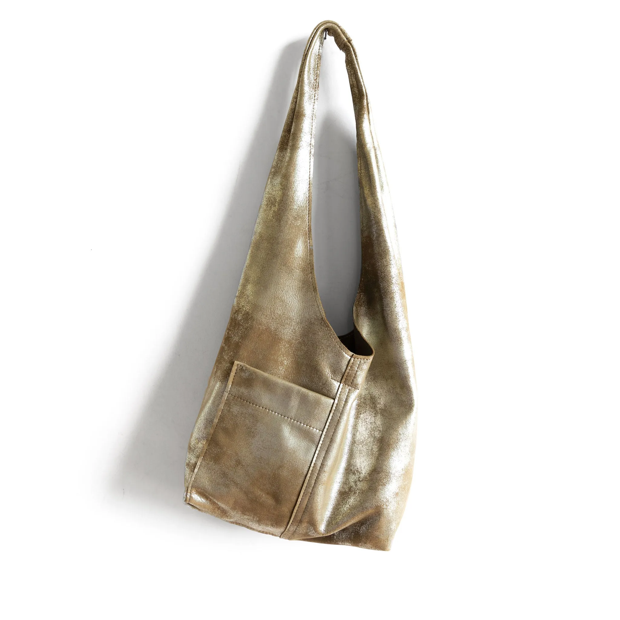 candid sling | outer pockets | small