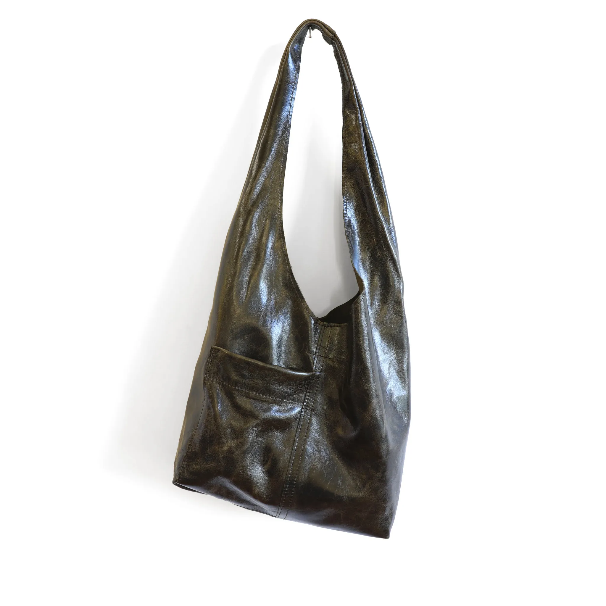 candid sling | outer pockets | small