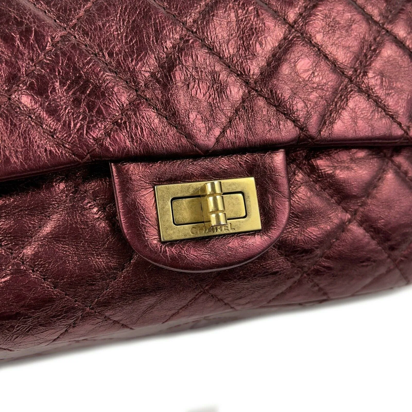 CHANEL - Metallic Quilted Calfskin 2.55 Reissue 227 Double Flap - Maroon