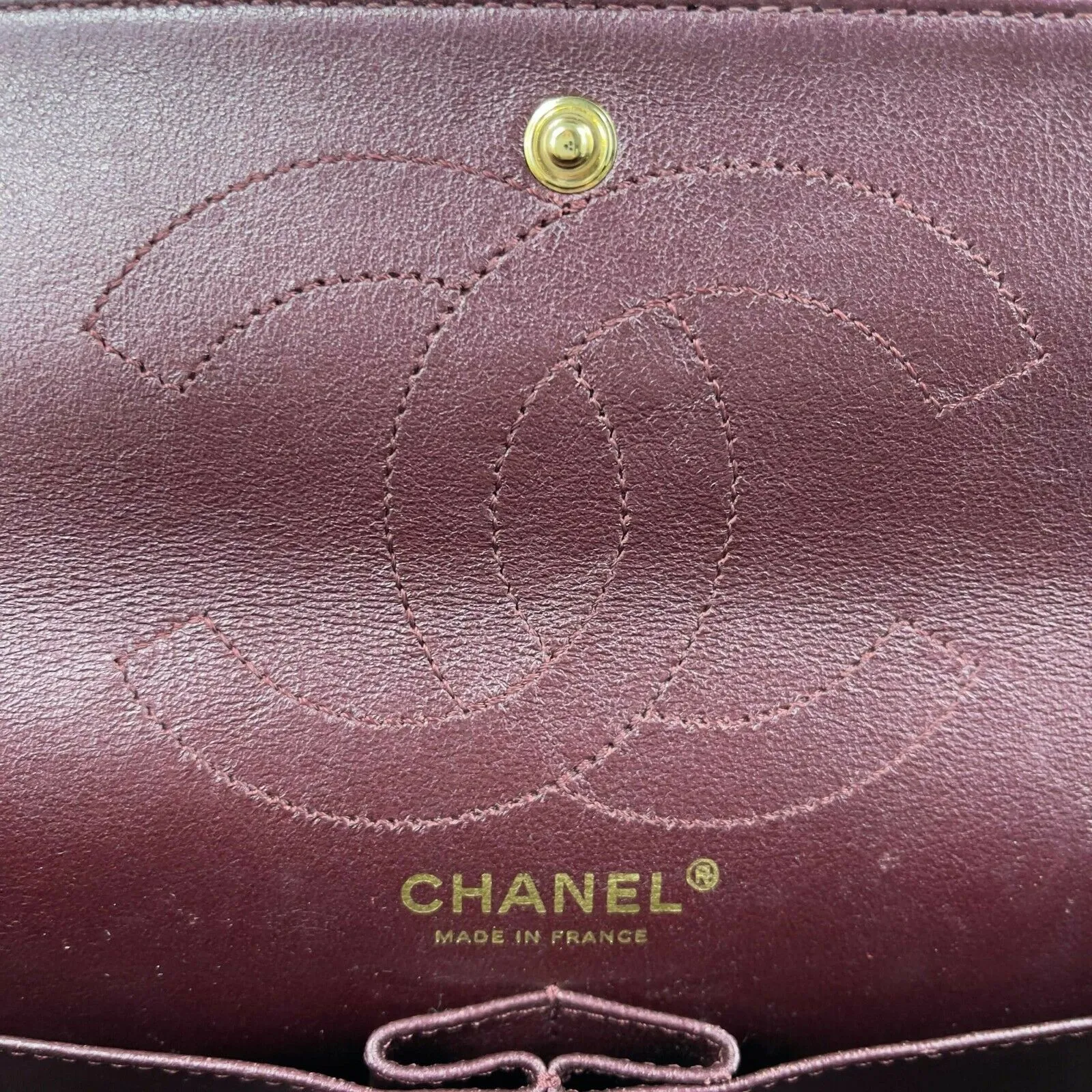 CHANEL - Metallic Quilted Calfskin 2.55 Reissue 227 Double Flap - Maroon