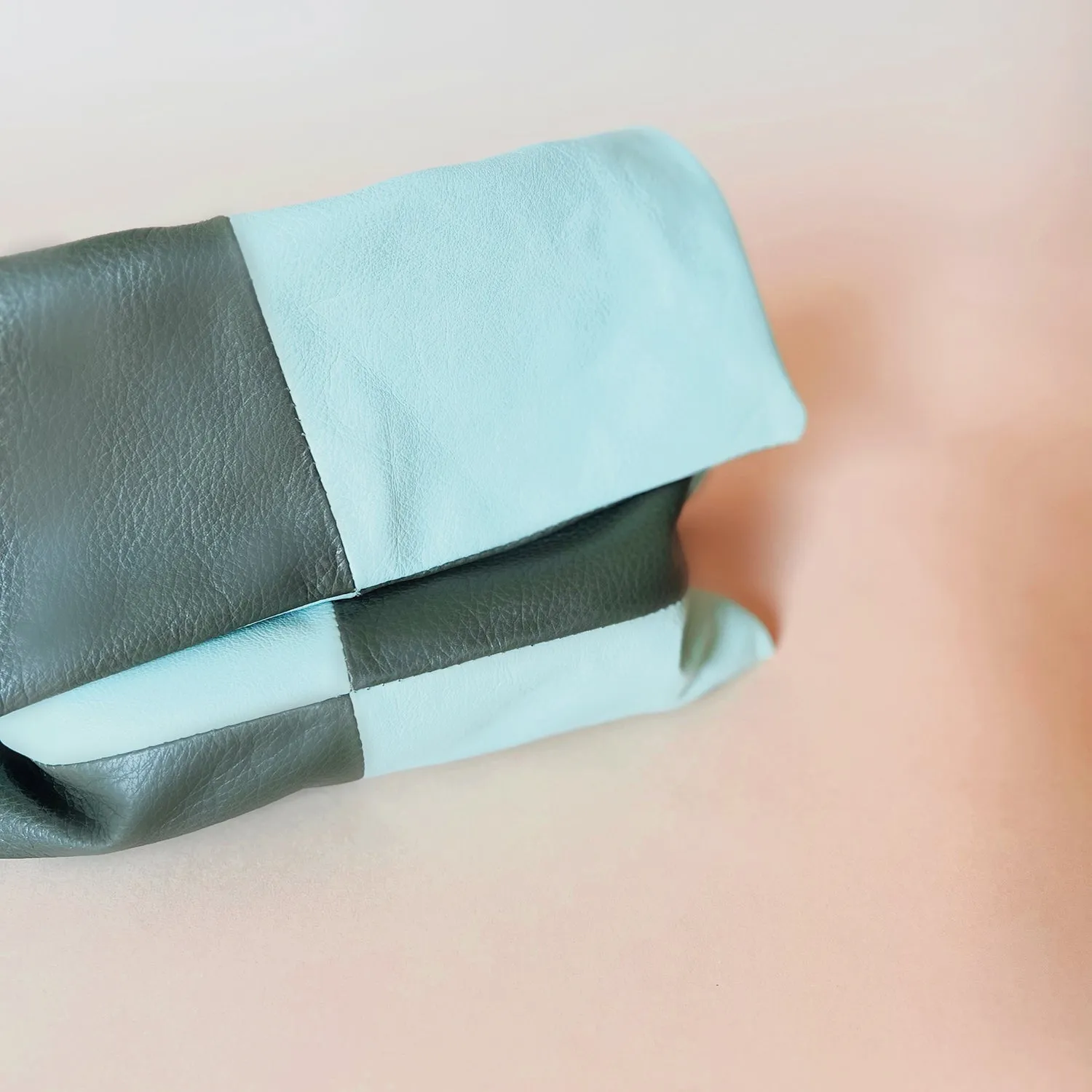 Checkerbag