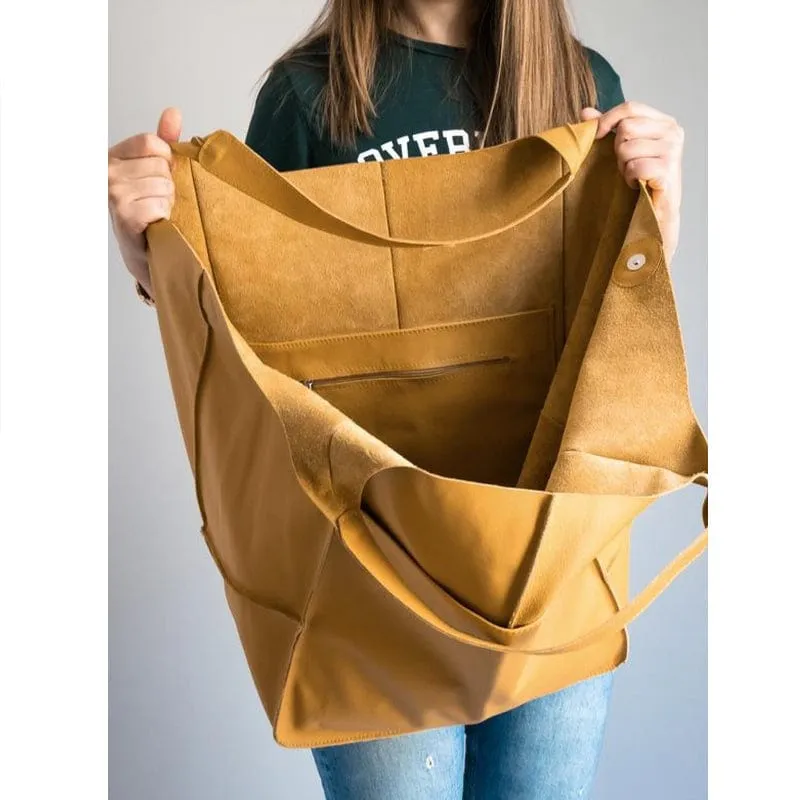 Chic Voyager Tote
