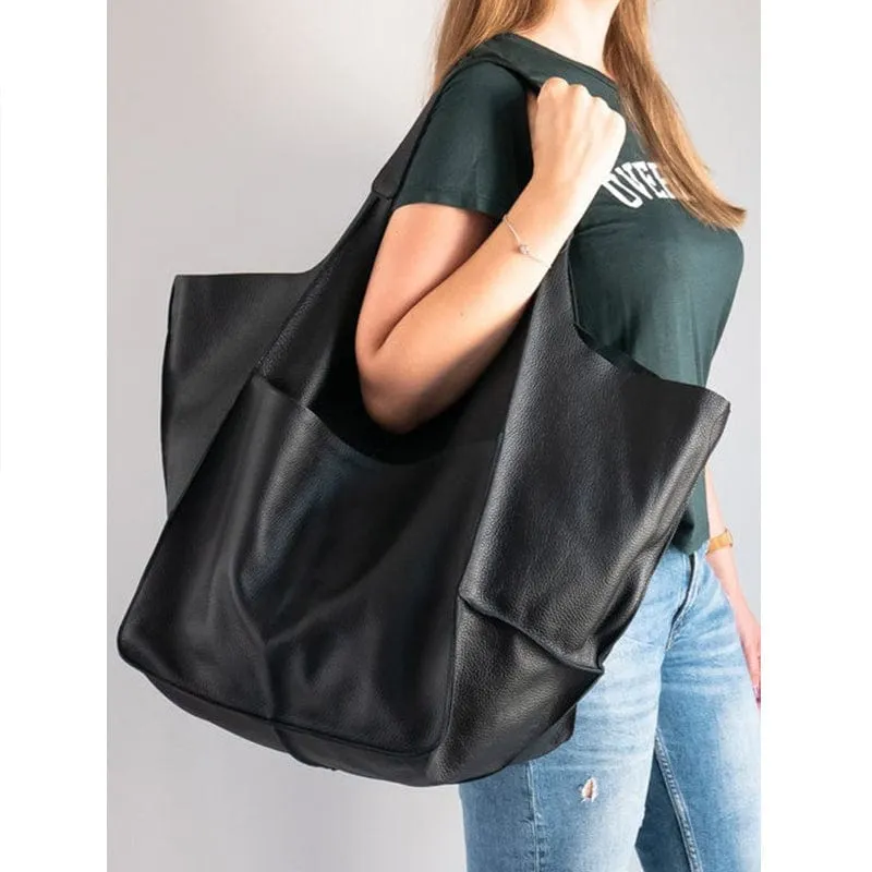 Chic Voyager Tote