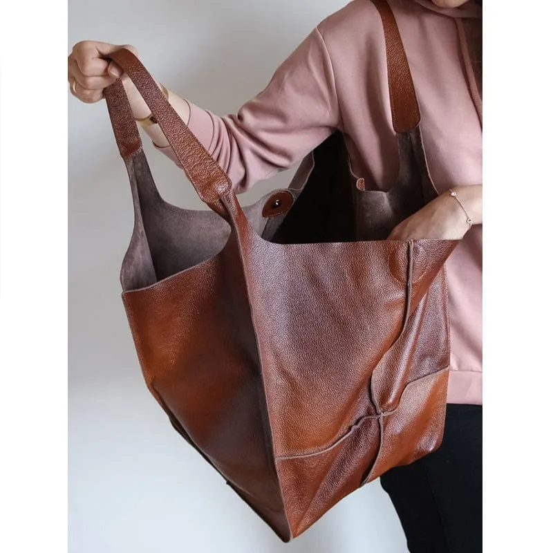 Chic Voyager Tote