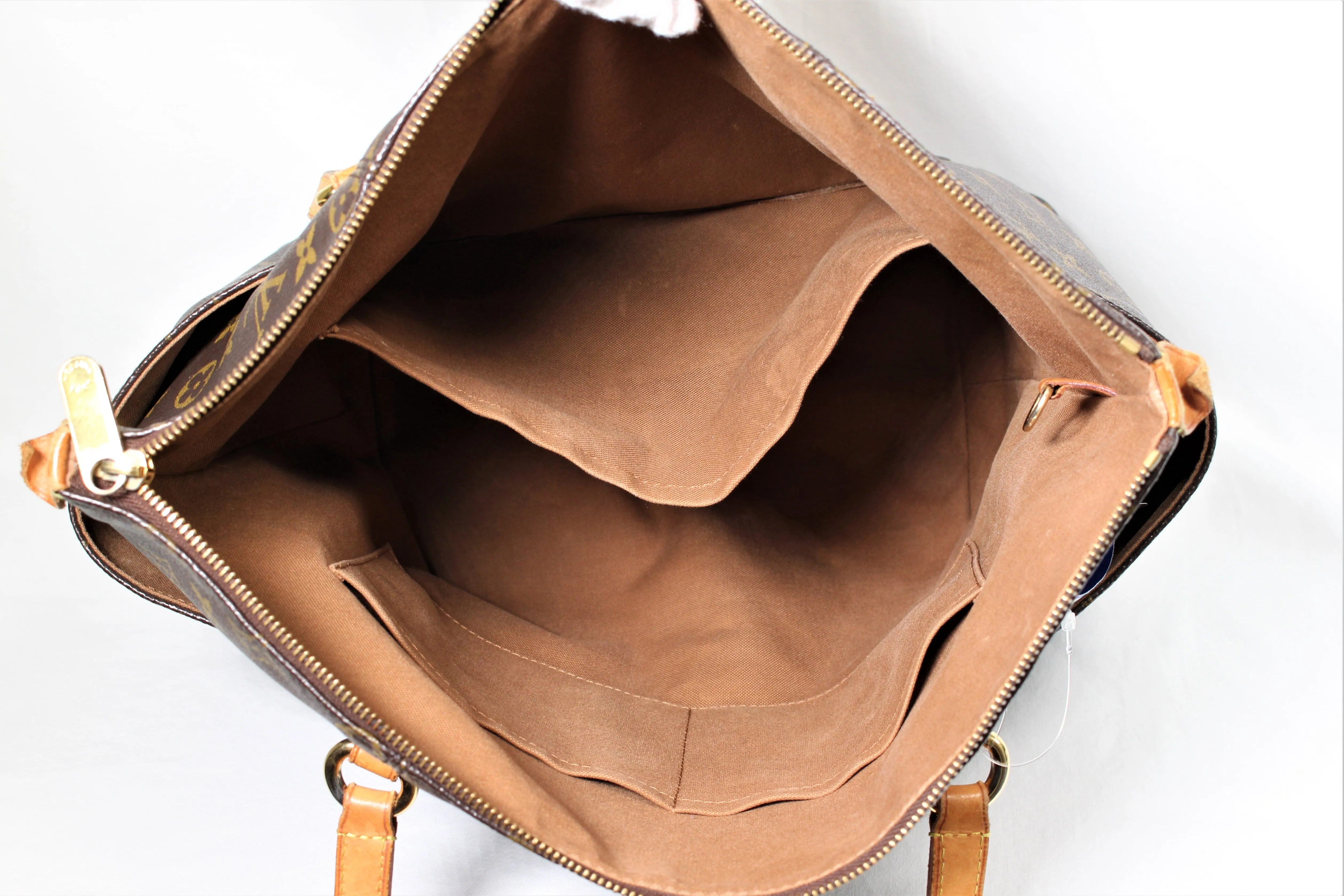 LOUIS VUITTON Totally MM Bag