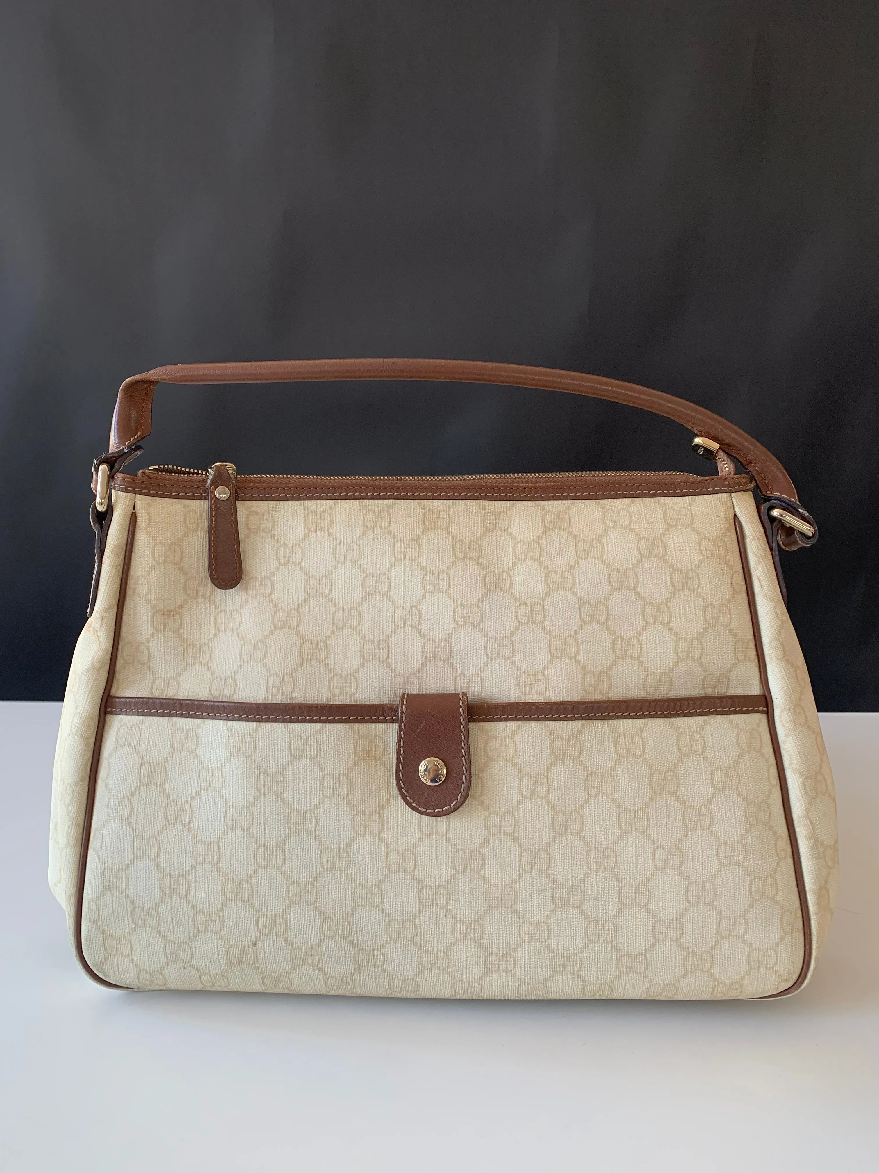 <b>GUCCI </b> <br>GG Plus Joy Hobo