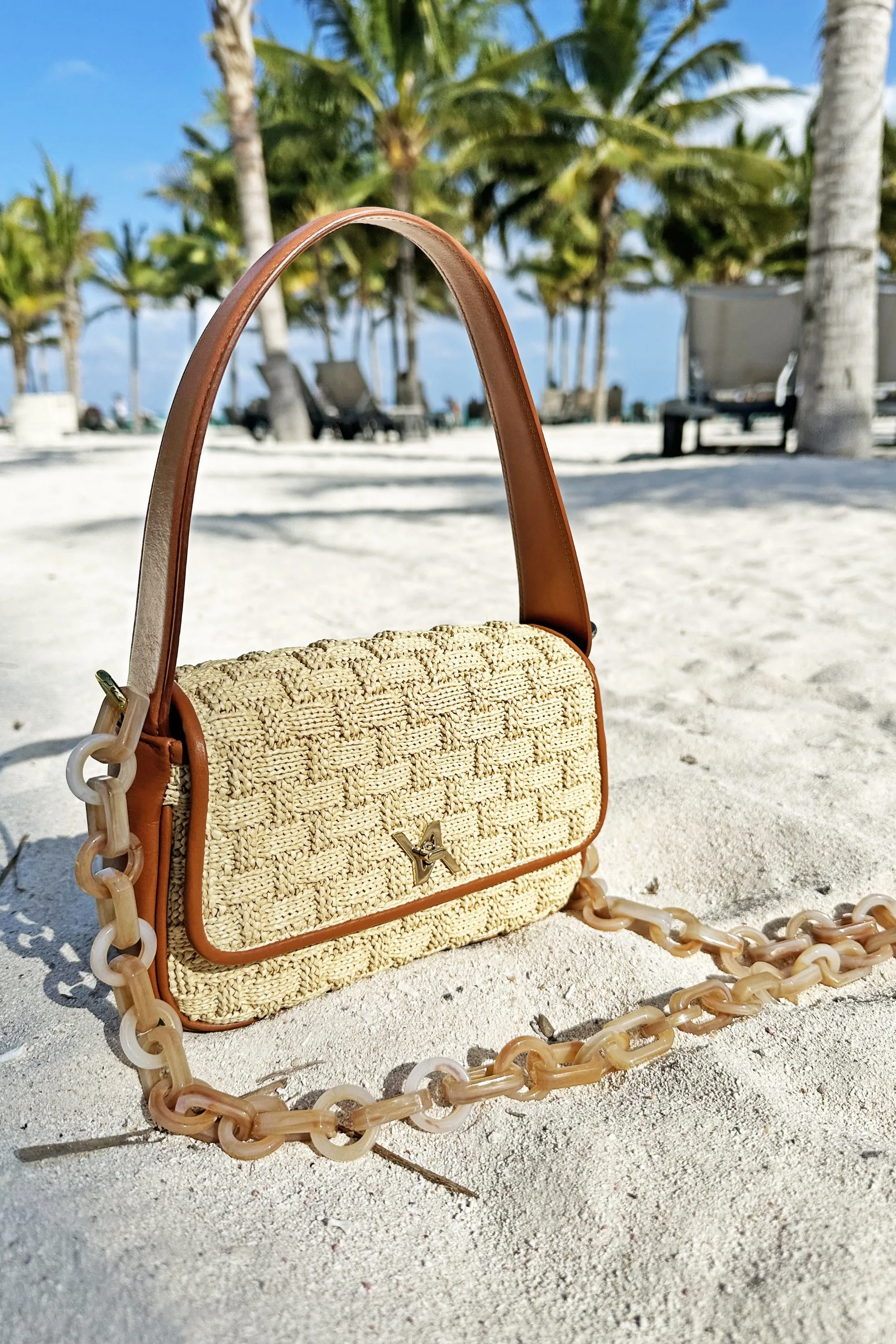 LuLu Hobo - Raffia