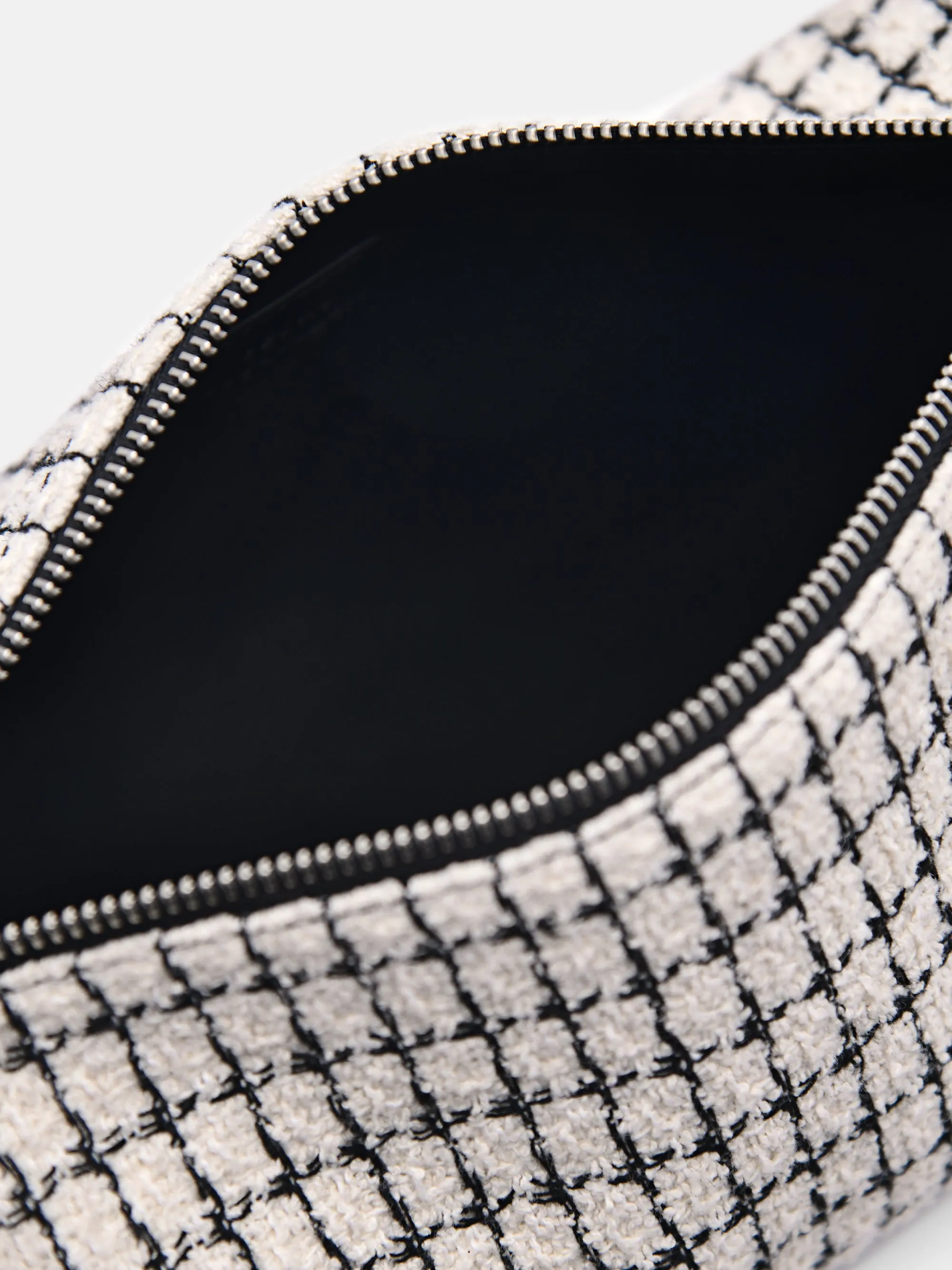 Maggie Shoulder Bag