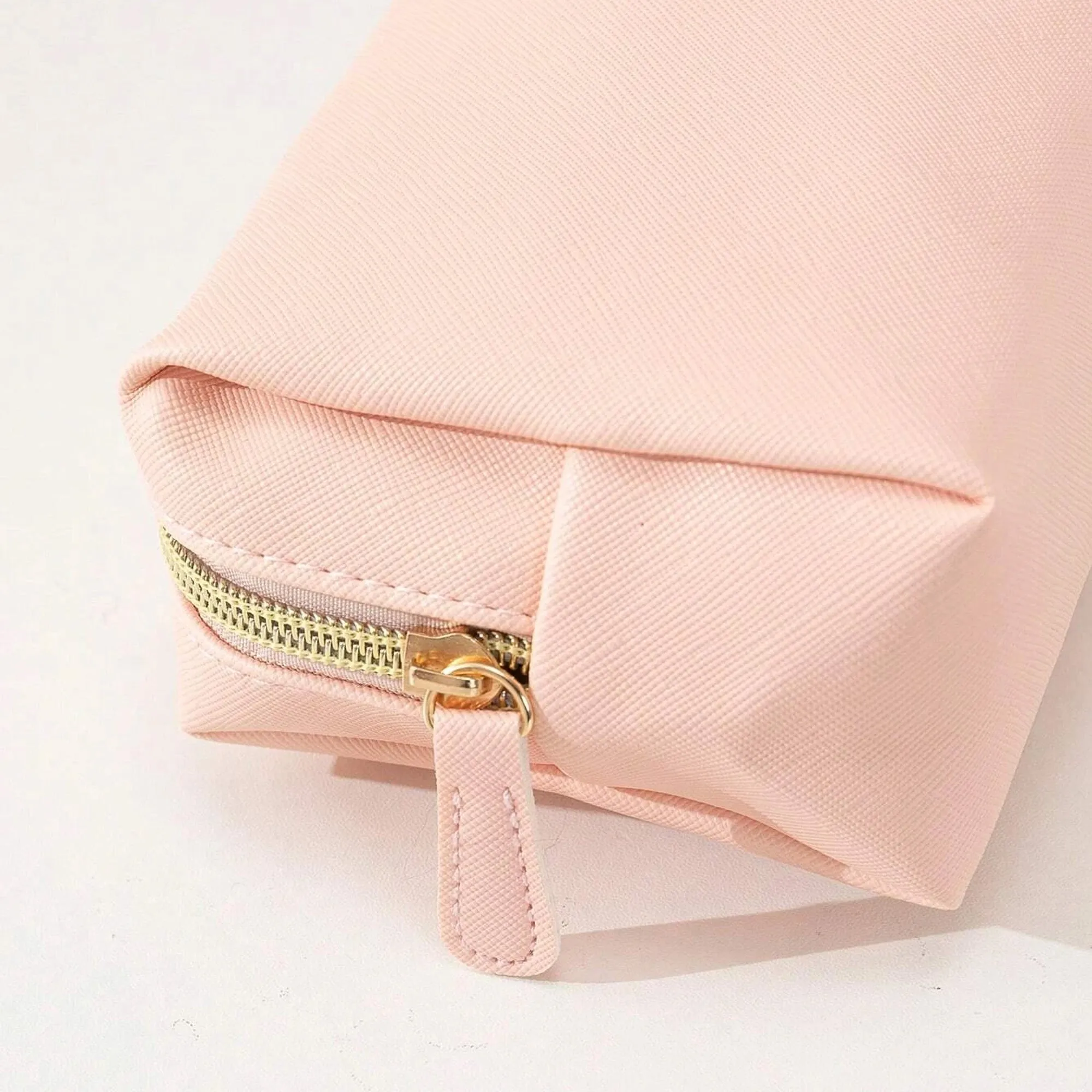 Makeup Bag,Personalized Makeup Bag,Bride Gift,Custom Letter Toiletry Bag, Bridesmaids Gift