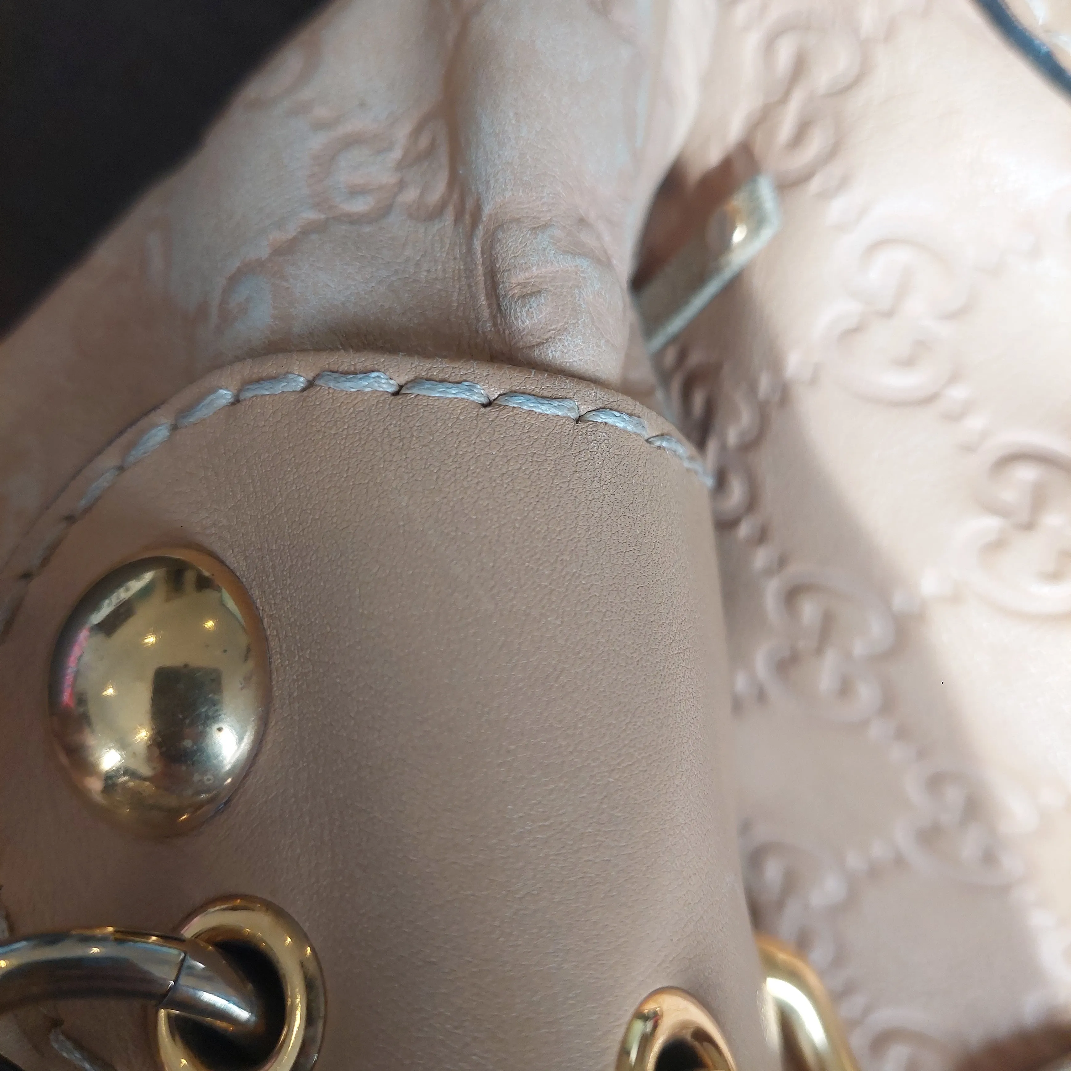 Pre-Loved Treasures - Gucci Camel Leather Babouska Heart Studded Hobo Bag