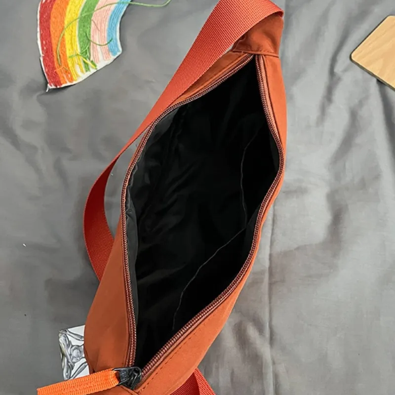 Simple and Versatile U-Shape Crossbody Bags