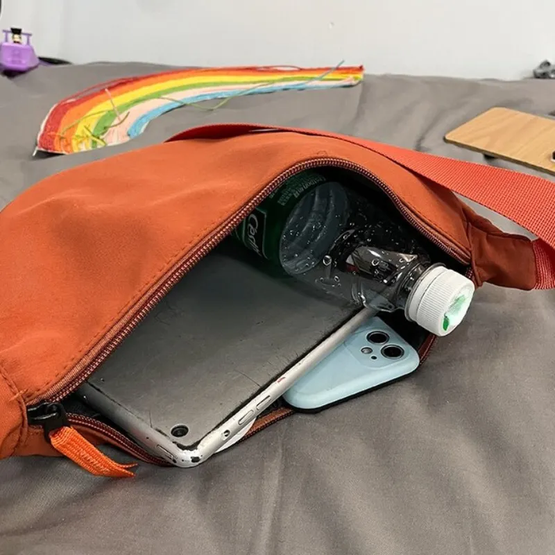 Simple and Versatile U-Shape Crossbody Bags