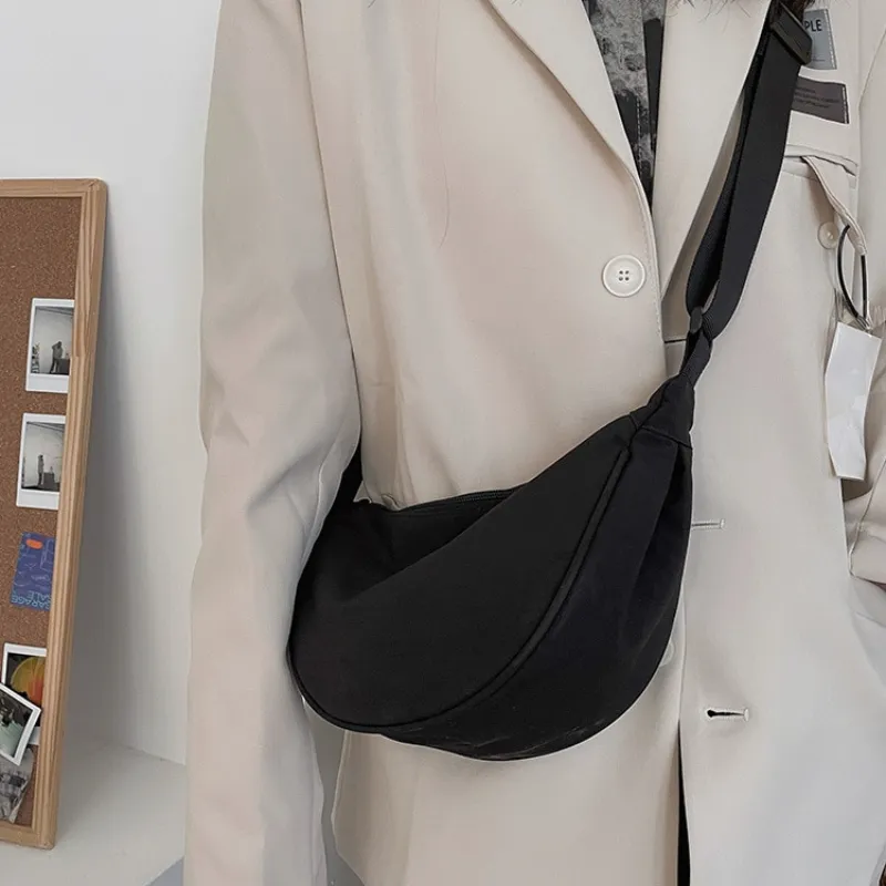 Simple and Versatile U-Shape Crossbody Bags