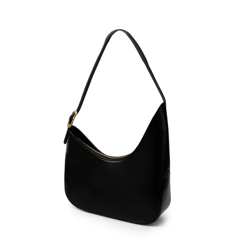 The Akela Tote Black