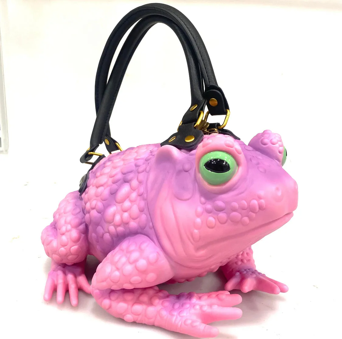 Windy Willow Toad Purse